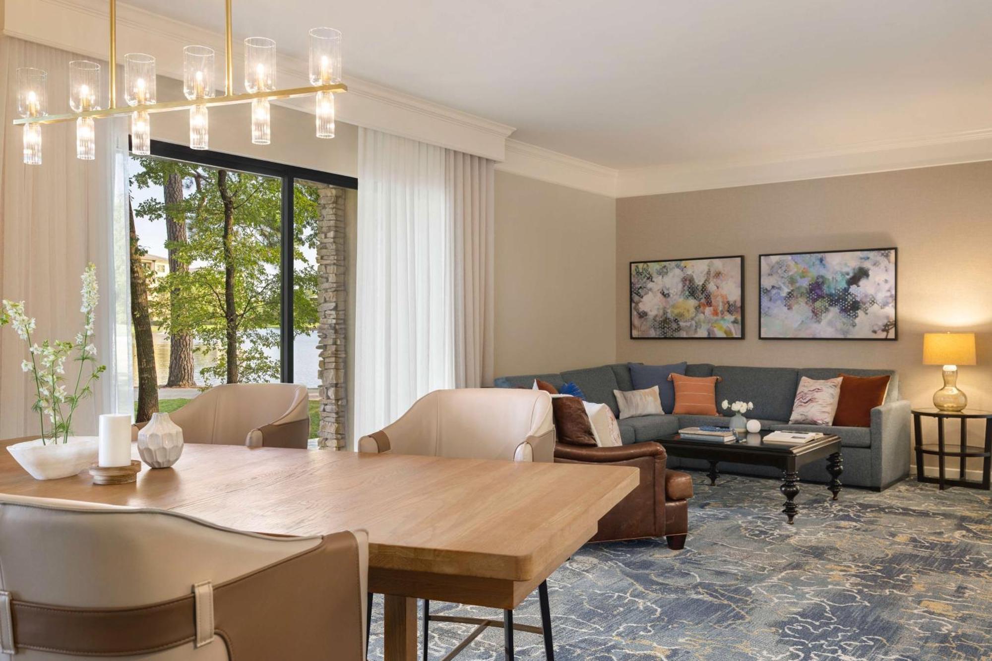 Resort, Curio Collection By Hilton Resort The Woodlands