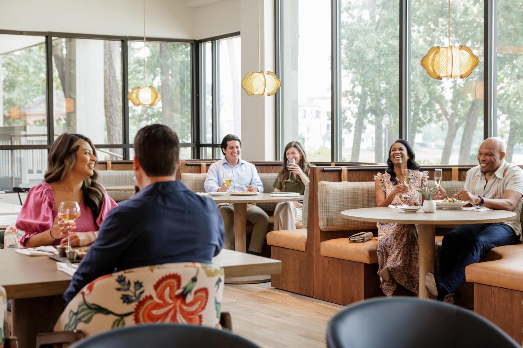Resort, Curio Collection By Hilton 4* The Woodlands